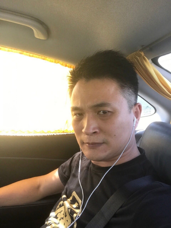 罗的第二张照片--九龙中老年相亲网