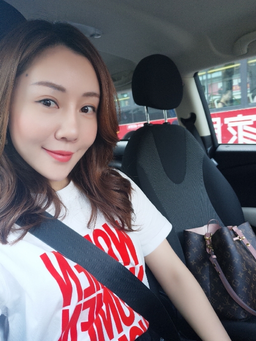 娜娜的第二张照片--九龙中老年相亲网