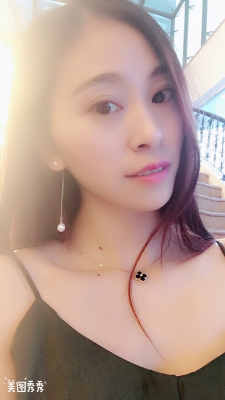 隨風的云的第一张照片--九龙中老年相亲网