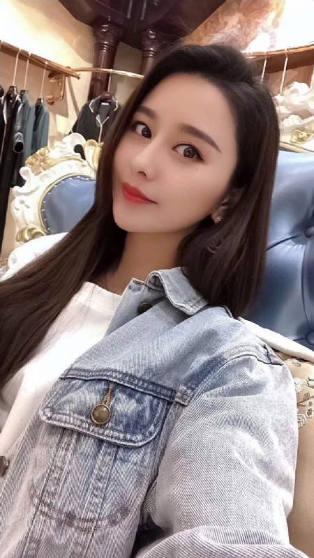 李珊珊的第一张照片--九龙中老年相亲网