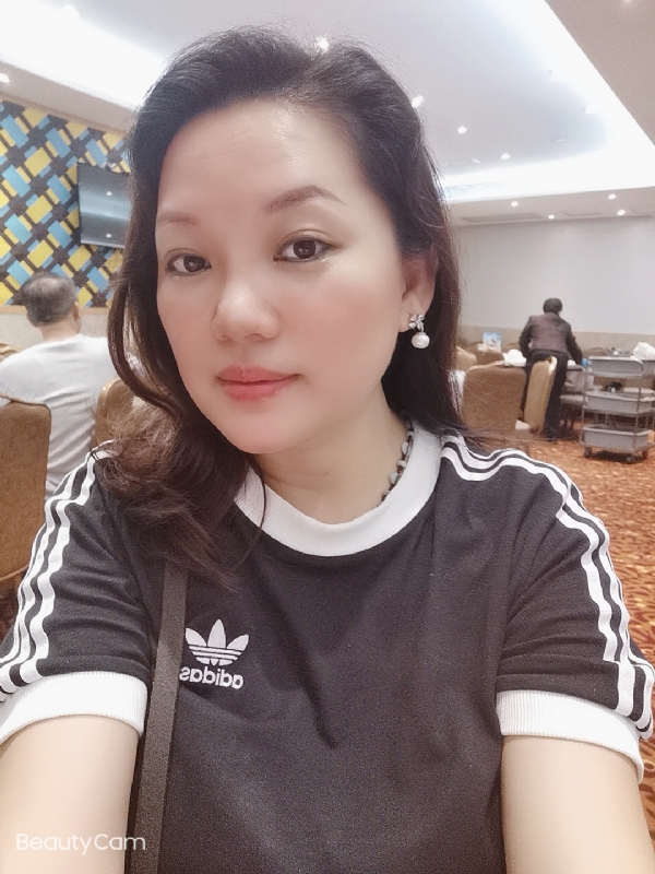 Amy的第一张照片--九龙中老年相亲网