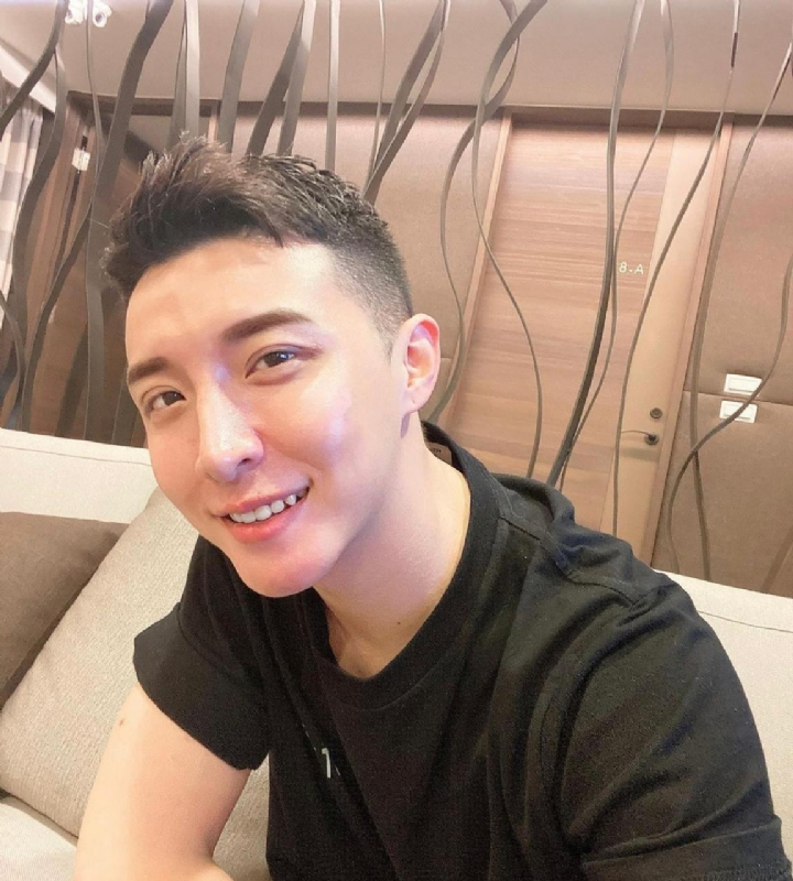 王子的第一张照片--九龙中老年相亲网