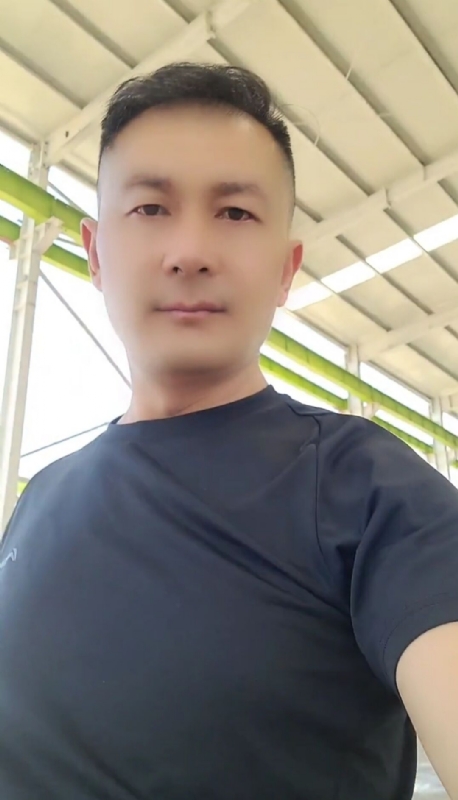 ZHANGHAO的第一张照片--九龙中老年相亲网