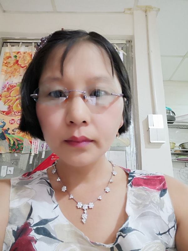 钟烨的第一张照片--九龙中老年相亲网