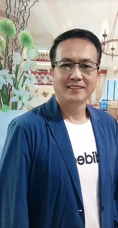 沈先生的第一张照片--九龙中老年相亲网