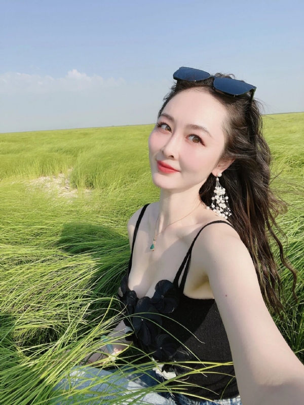 Anna的第一张照片--九龙中老年相亲网