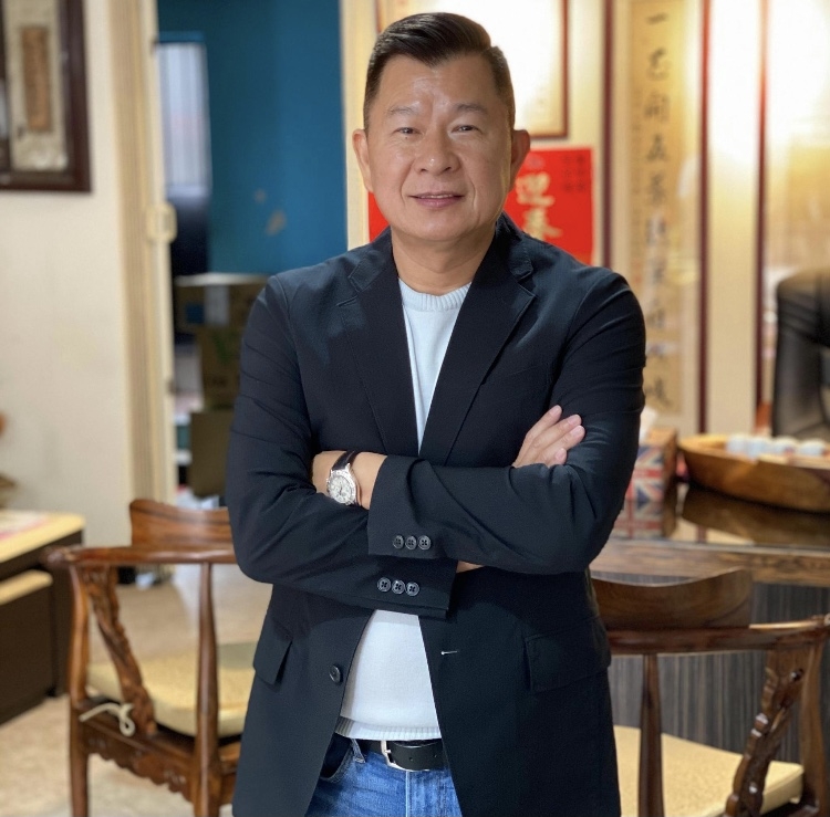 幸福余生的第一张照片--九龙中老年相亲网