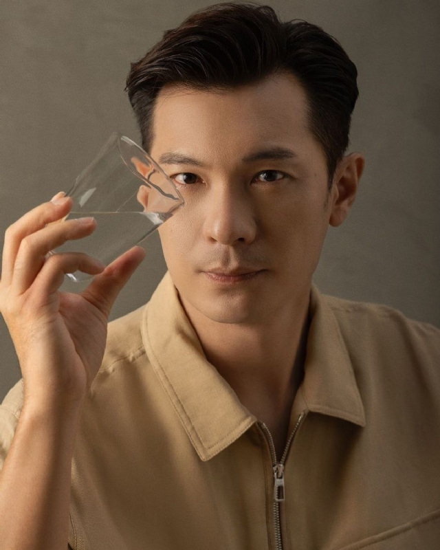 june的第一张照片--九龙中老年相亲网