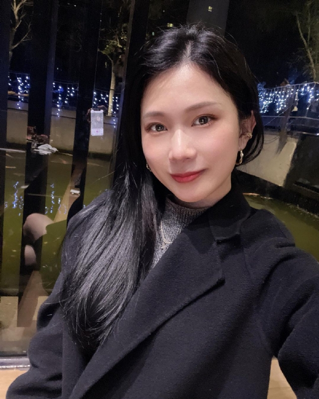 欣欣向荣的第一张照片--九龙中老年相亲网
